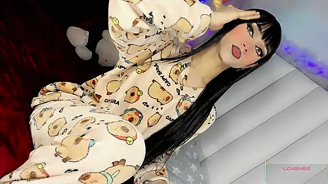 estefany xdd online show from February 4, 2026, 11:38 am