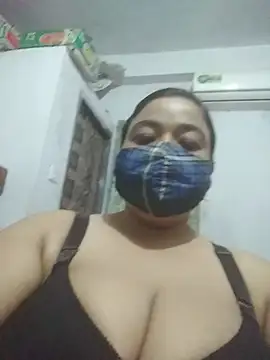 momo loves online show from March 5, 2026, 6:04 pm