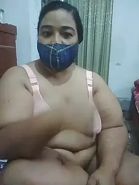 momo loves online show from April 4, 2026, 4:33 am