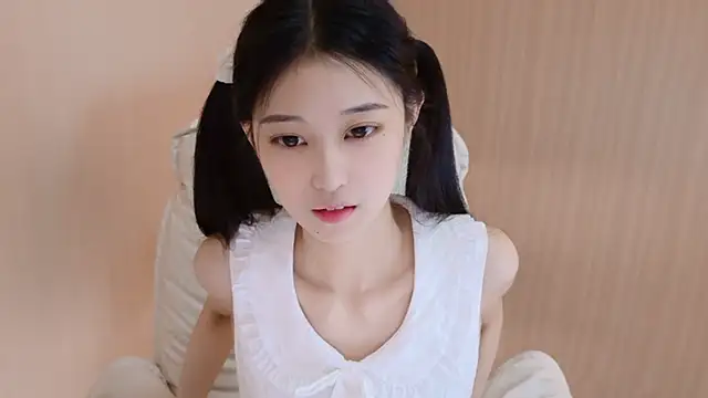 Snapshot of iiiiiiiiiu chatting on April 9, 2026, 6:13 am iiiiiiiiiu online show from April 9, 2026, 6:13 am