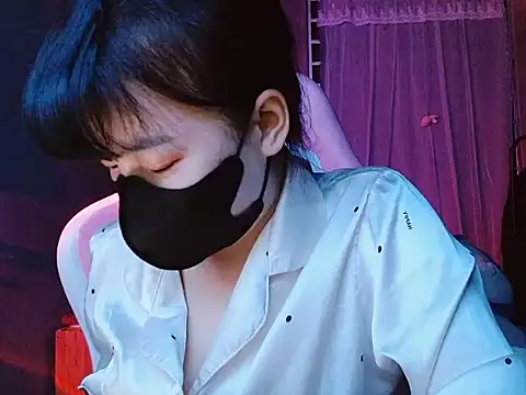 -Tamy- online show from March 8, 2026, 3:38 pm