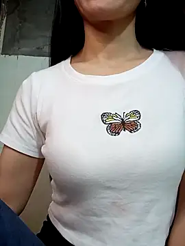 Snapshot of Belle-777 chatting on January 6, 2026, 1:59 pm Belle-777 online show from January 6, 2026, 1:59 pm