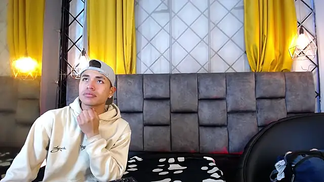 Maik Russo online show from February 4, 2026, 11:16 am