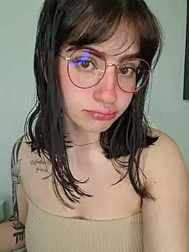 Snapshot of kuritto_ chatting on February 8, 2026, 2:04 am kuritto online show from February 8, 2026, 2:04 am