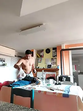 Snapshot of colosone chatting on October 20, 2025, 10:27 am colosone online show from October 20, 2025, 10:27 am