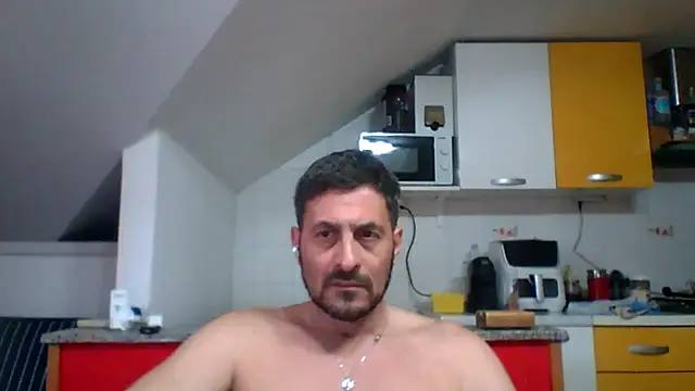 colosone online show from April 15, 2026, 1:51 pm