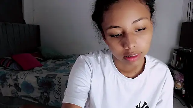 linda brown  online show from February 13, 2026, 1:18 pm