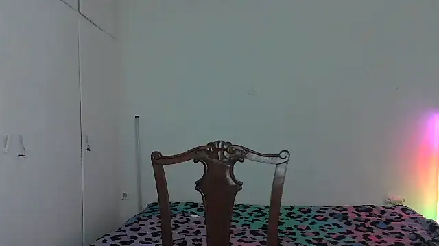 Snapshot of HoneyValentine chatting on February 28, 2026, 7:59 pm HoneyValentine online show from February 28, 2026, 7:59 pm