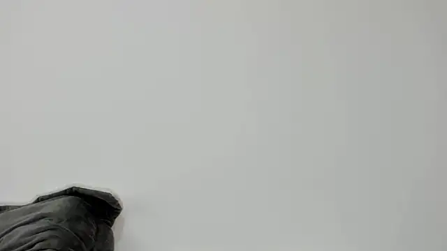 Sarah sumemers online show from March 26, 2026, 8:47 pm