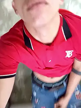 Alejandro2226 online show from January 9, 2026, 10:33 pm