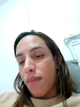 ofjuliaa online show from February 20, 2026, 12:27 pm