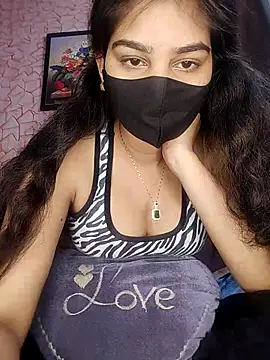 babydoll7172 online show from February 9, 2026, 3:49 pm