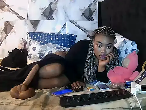 Snapshot of Sexy_Doll_xXx chatting on May 30, 2026, 2:41 am Sexy Doll xXx online show from May 30, 2026, 2:41 am
