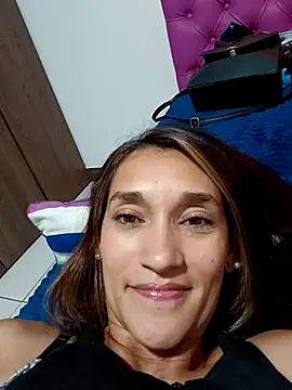 EcoDePiel online show from February 4, 2026, 3:12 am