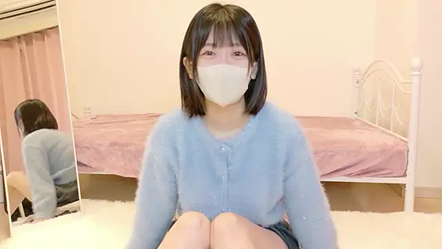 yuruchan  online show from January 17, 2026, 1:27 pm