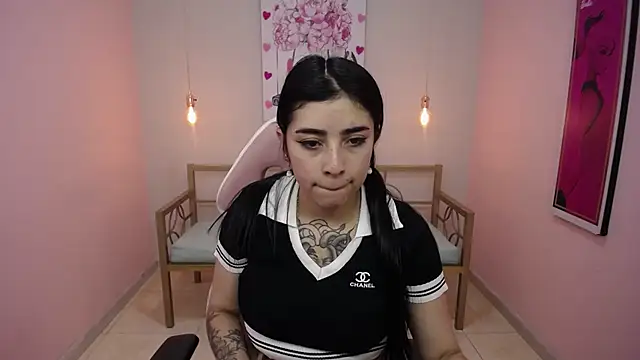 Adri gomez x online show from February 27, 2026, 1:22 pm