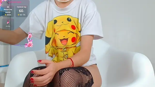 Snapshot of Little_Leksa chatting on February 13, 2026, 2:02 pm Little Leksa online show from February 13, 2026, 2:02 pm