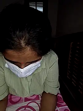 VAIGA online show from April 11, 2026, 12:20 pm