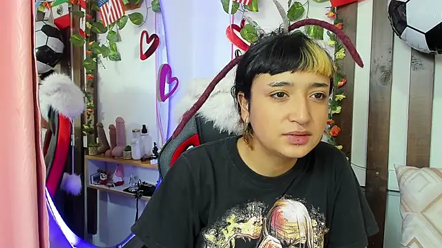 MeowMota  online show from July 12, 2026, 4:53 pm