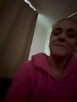 Snapshot of missconly chatting on January 8, 2026, 12:18 pm missconly online show from January 8, 2026, 12:18 pm