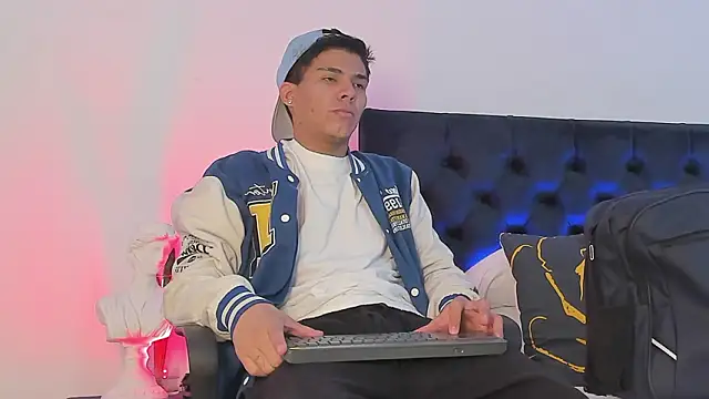 Marcus Moreno online show from February 24, 2026, 11:58 pm