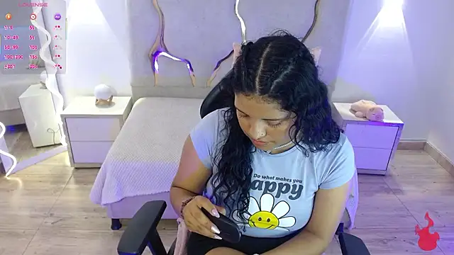 TATTI TAY online show from February 4, 2026, 7:09 pm