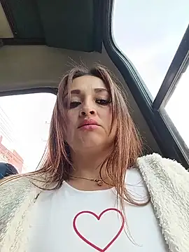 Alejandra N online show from May 21, 2026, 2:02 pm