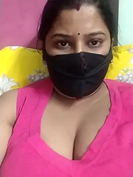 pinkisaha75 online show from February 26, 2026, 6:29 pm