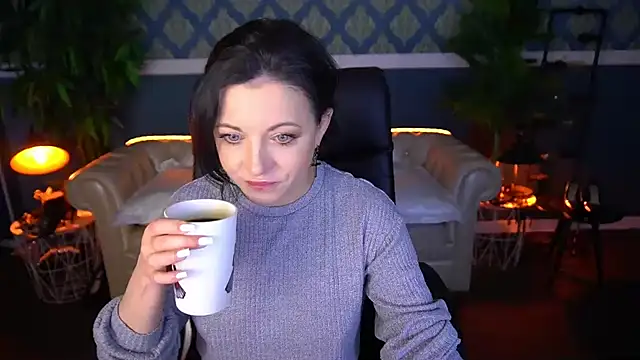 Dafni Monn online show from May 29, 2026, 3:26 am
