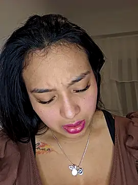 Snapshot of Angelmoon04 chatting on March 7, 2026, 2:30 am Angelmoon04 online show from March 7, 2026, 2:30 am