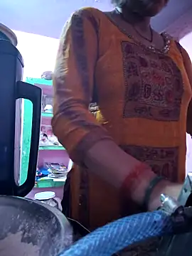 Nilam cute online show from March 17, 2026, 3:44 am