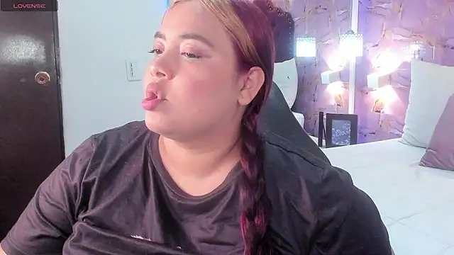 tatikanyx online show from February 28, 2026, 1:12 pm