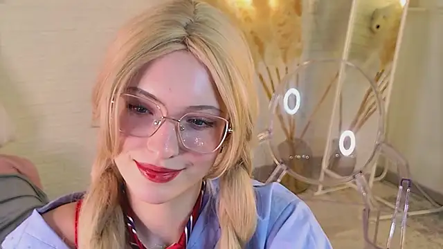 Yayaa Love online show from March 15, 2026, 4:13 pm