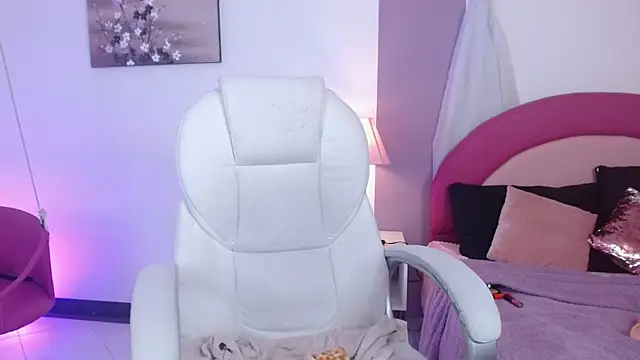 Kaoryy 1 online show from April 18, 2026, 11:36 am