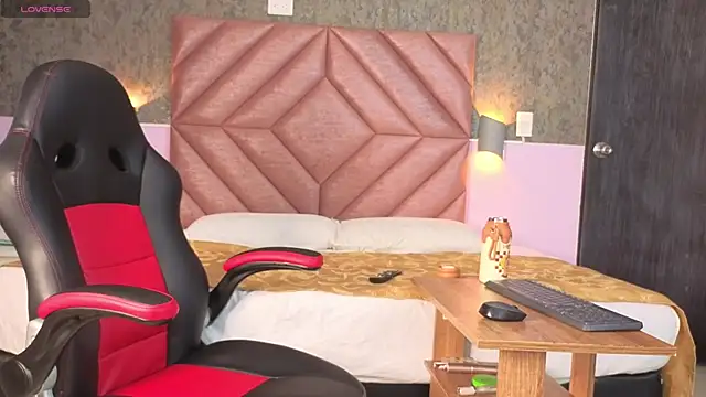 Snapshot of tabata_monroe chatting on January 14, 2026, 7:30 pm tabata monroe online show from January 14, 2026, 7:30 pm