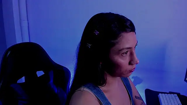 Nathasha bdsm  online show from February 16, 2026, 2:13 pm