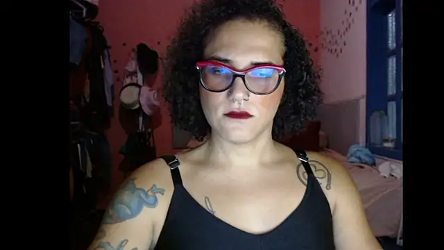 Queen Domme de paus online show from January 14, 2026, 10:58 pm