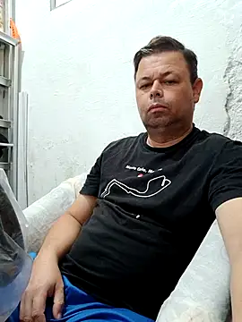 FernandoSP8240 online show from January 16, 2026, 11:14 am