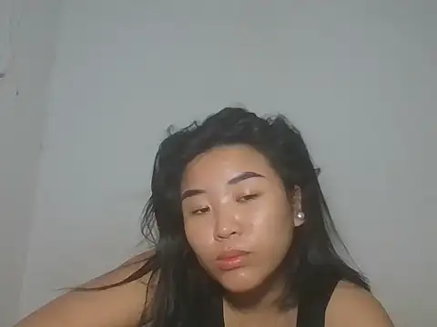 Zyeiii online show from May 29, 2026, 9:51 am