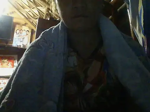 lovelyxxx88 online show from January 16, 2026, 8:57 pm