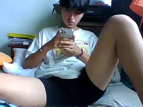 Elowyn2 online show from January 12, 2026, 2:55 pm