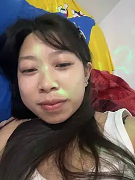 Snapshot of Mayly_lucky2 chatting on May 3, 2026, 2:28 am Mayly lucky2 online show from May 3, 2026, 2:28 am