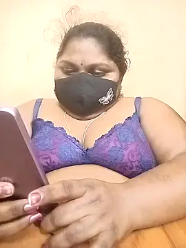 Snapshot of misammahyd chatting on February 4, 2026, 7:09 pm misammahyd online show from February 4, 2026, 7:09 pm