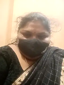 Snapshot of misammahyd chatting on February 9, 2026, 4:44 pm misammahyd online show from February 9, 2026, 4:44 pm