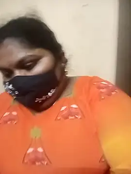 Snapshot of misammahyd chatting on February 18, 2026, 5:42 pm misammahyd online show from February 18, 2026, 5:42 pm