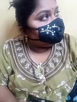 Snapshot of misammahyd chatting on February 20, 2026, 5:35 pm misammahyd online show from February 20, 2026, 5:35 pm