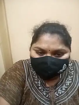 Snapshot of misammahyd chatting on February 23, 2026, 5:32 pm misammahyd online show from February 23, 2026, 5:32 pm