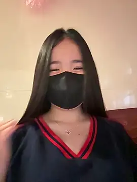 Gwen879 online show from February 28, 2026, 1:17 am