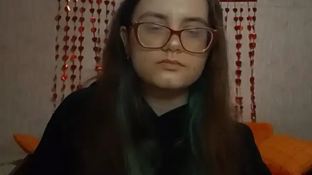 Miyabeee online show from February 17, 2026, 5:19 pm