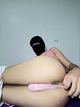 Pinkboy0708 online show from May 12, 2026, 12:46 pm